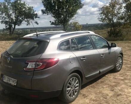 Рено Меган 2012 у Лубнах на Automoto.ua Сірий Рено Меган, об'ємом двигуна 1.5 л та пробігом 289 тис. км за 7800 $, фото 3 на Automoto.ua