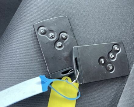 Серый Рено Меган, объемом двигателя 1.5 л и пробегом 259 тыс. км за 8900 $, фото 14 на Automoto.ua