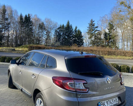 Серый Рено Меган, объемом двигателя 1.46 л и пробегом 333 тыс. км за 6400 $, фото 3 на Automoto.ua