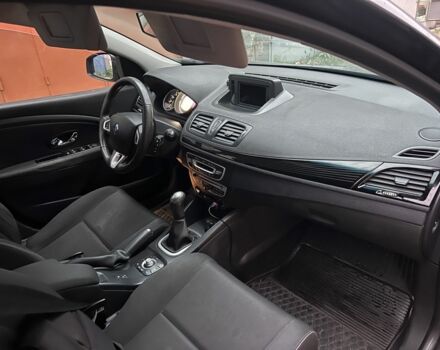 Серый Рено Меган, объемом двигателя 1.5 л и пробегом 3 тыс. км за 6300 $, фото 3 на Automoto.ua