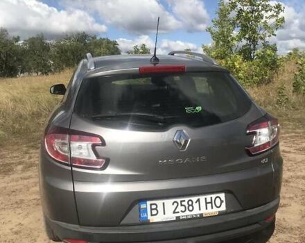 Рено Меган 2012 у Лубнах на Automoto.ua Сірий Рено Меган, об'ємом двигуна 1.5 л та пробігом 289 тис. км за 7800 $, фото 1 на Automoto.ua