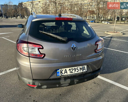 Сірий Рено Меган, об'ємом двигуна 1.46 л та пробігом 346 тис. км за 6900 $, фото 5 на Automoto.ua