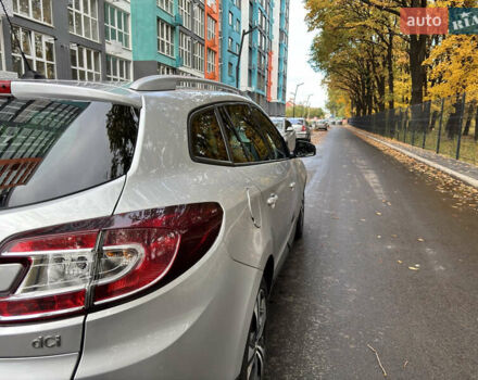 Рено Меган 2012 в Чернигове на Automoto.ua Серый Рено Меган, объемом двигателя 1.5 л и пробегом 218 тыс. км за 8500 $, фото 7 на Automoto.ua