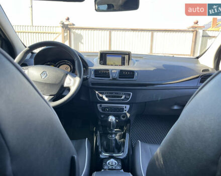 Серый Рено Меган, объемом двигателя 1.5 л и пробегом 250 тыс. км за 8300 $, фото 28 на Automoto.ua