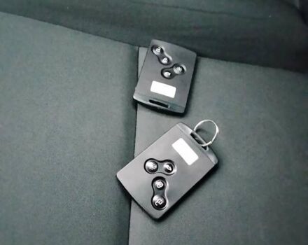 Серый Рено Меган, объемом двигателя 1.46 л и пробегом 233 тыс. км за 7200 $, фото 42 на Automoto.ua