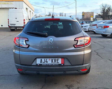 Серый Рено Меган, объемом двигателя 1.6 л и пробегом 210 тыс. км за 7550 $, фото 10 на Automoto.ua