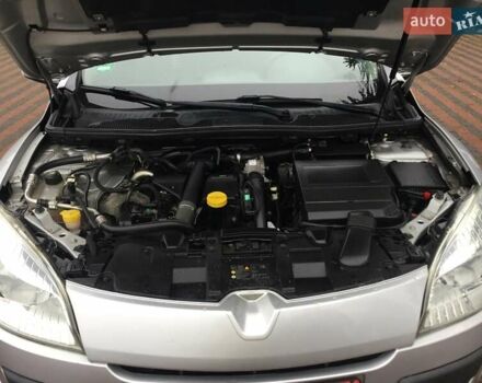 Серый Рено Меган, объемом двигателя 1.5 л и пробегом 169 тыс. км за 7900 $, фото 12 на Automoto.ua