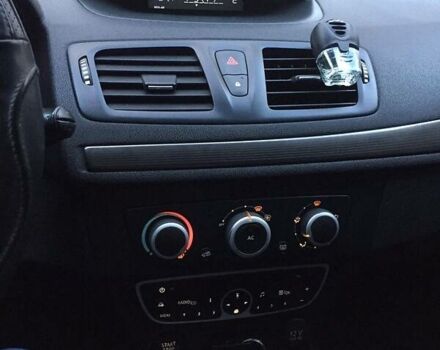 Серый Рено Меган, объемом двигателя 1.5 л и пробегом 275 тыс. км за 6800 $, фото 6 на Automoto.ua