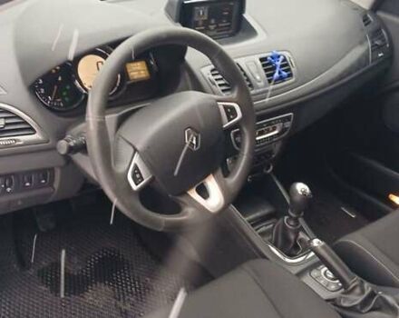 Сірий Рено Меган, об'ємом двигуна 1.46 л та пробігом 309 тис. км за 7500 $, фото 17 на Automoto.ua