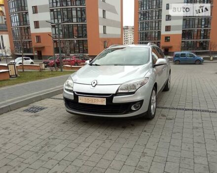 Серый Рено Меган, объемом двигателя 0 л и пробегом 228 тыс. км за 7650 $, фото 3 на Automoto.ua