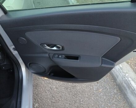 Серый Рено Меган, объемом двигателя 1.5 л и пробегом 280 тыс. км за 8300 $, фото 5 на Automoto.ua