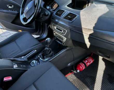 Серый Рено Меган, объемом двигателя 1.46 л и пробегом 333 тыс. км за 6400 $, фото 15 на Automoto.ua