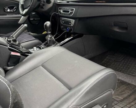 Серый Рено Меган, объемом двигателя 0 л и пробегом 148 тыс. км за 3781 $, фото 12 на Automoto.ua