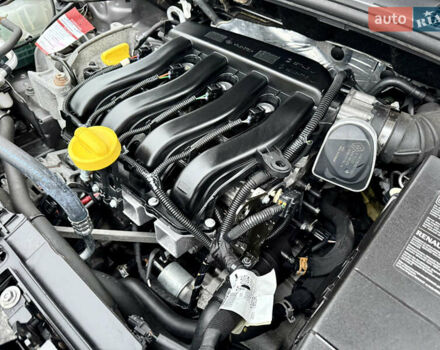 Серый Рено Меган, объемом двигателя 1.6 л и пробегом 176 тыс. км за 9200 $, фото 18 на Automoto.ua