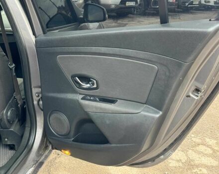 Сірий Рено Меган, об'ємом двигуна 1.5 л та пробігом 380 тис. км за 6940 $, фото 17 на Automoto.ua