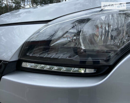 Сірий Рено Меган, об'ємом двигуна 1.46 л та пробігом 240 тис. км за 8650 $, фото 30 на Automoto.ua