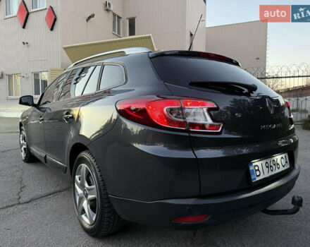 Сірий Рено Меган, об'ємом двигуна 1.46 л та пробігом 275 тис. км за 9350 $, фото 2 на Automoto.ua