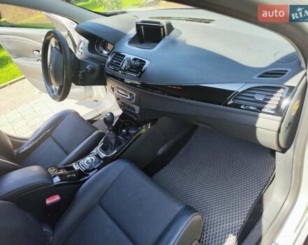 Сірий Рено Меган, об'ємом двигуна 1.5 л та пробігом 230 тис. км за 7500 $, фото 8 на Automoto.ua