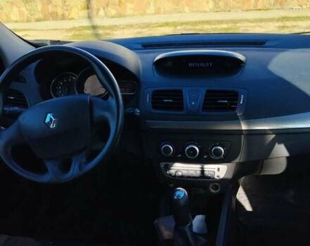 Сірий Рено Меган, об'ємом двигуна 1.6 л та пробігом 155 тис. км за 6800 $, фото 4 на Automoto.ua