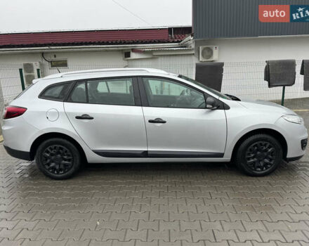 Сірий Рено Меган, об'ємом двигуна 1.6 л та пробігом 154 тис. км за 7650 $, фото 3 на Automoto.ua