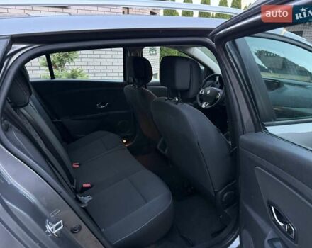 Серый Рено Меган, объемом двигателя 1.5 л и пробегом 270 тыс. км за 7950 $, фото 37 на Automoto.ua