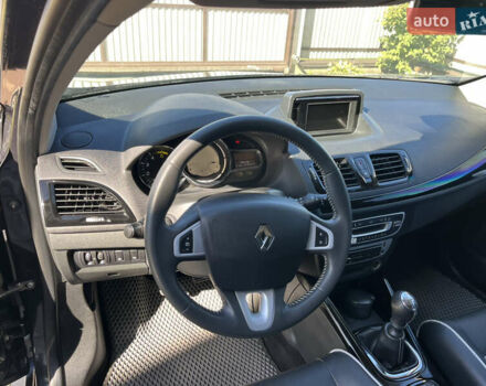 Серый Рено Меган, объемом двигателя 1.5 л и пробегом 250 тыс. км за 8300 $, фото 9 на Automoto.ua