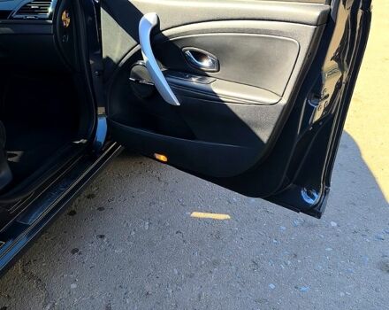 Рено Меган 2012 в Славянске на Automoto.ua Серый Рено Меган, объемом двигателя 1.5 л и пробегом 280 тыс. км за 8900 $, фото 5 на Automoto.ua