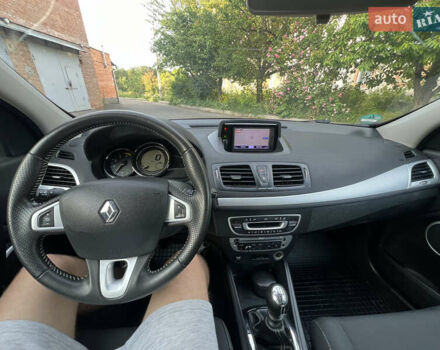 Серый Рено Меган, объемом двигателя 1.46 л и пробегом 213 тыс. км за 7999 $, фото 22 на Automoto.ua