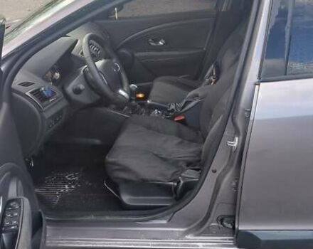 Рено Меган 2012 в Виннице на Automoto.ua Серый Рено Меган, объемом двигателя 1.46 л и пробегом 380 тыс. км за 6700 $, фото 7 на Automoto.ua