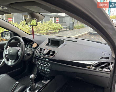 Рено Меган 2012 в Чернигове на Automoto.ua Серый Рено Меган, объемом двигателя 1.5 л и пробегом 218 тыс. км за 8500 $, фото 22 на Automoto.ua