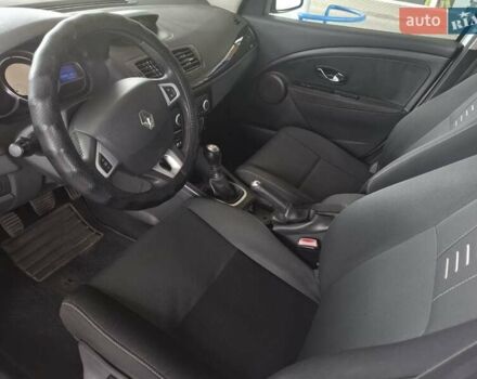 Рено Меган 2012 у Миколаєві на Automoto.ua Сірий Рено Меган, об'ємом двигуна 1.46 л та пробігом 323 тис. км за 7599 $, фото 14 на Automoto.ua