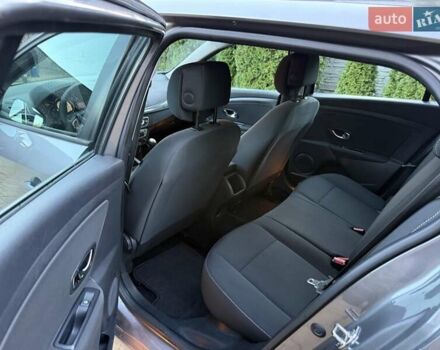 Серый Рено Меган, объемом двигателя 1.5 л и пробегом 270 тыс. км за 7950 $, фото 32 на Automoto.ua