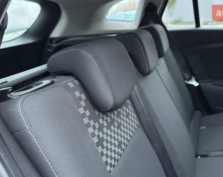 Серый Рено Меган, объемом двигателя 1.46 л и пробегом 183 тыс. км за 8450 $, фото 90 на Automoto.ua