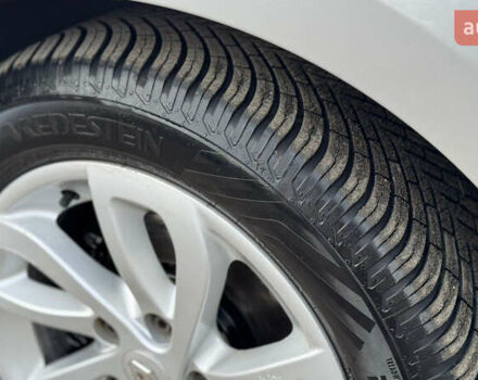 Серый Рено Меган, объемом двигателя 1.5 л и пробегом 215 тыс. км за 7600 $, фото 7 на Automoto.ua