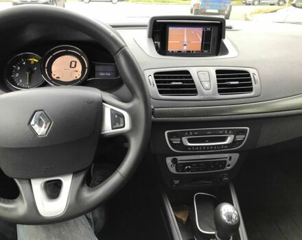 Серый Рено Меган, объемом двигателя 1.5 л и пробегом 253 тыс. км за 7870 $, фото 3 на Automoto.ua