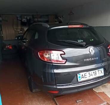 Сірий Рено Меган, об'ємом двигуна 1.46 л та пробігом 325 тис. км за 8700 $, фото 114 на Automoto.ua