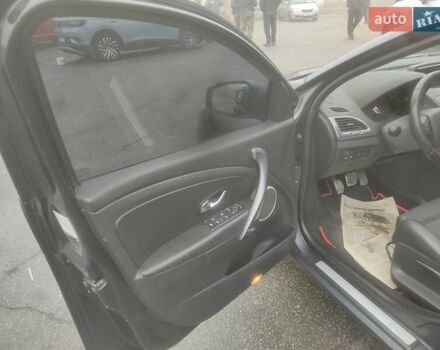 Сірий Рено Меган, об'ємом двигуна 1.46 л та пробігом 214 тис. км за 8800 $, фото 1 на Automoto.ua