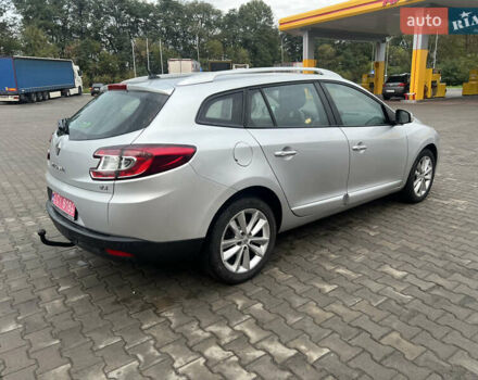 Сірий Рено Меган, об'ємом двигуна 1.5 л та пробігом 300 тис. км за 7400 $, фото 4 на Automoto.ua