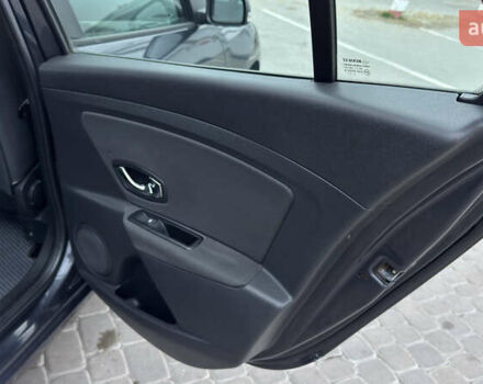 Серый Рено Меган, объемом двигателя 1.46 л и пробегом 183 тыс. км за 8450 $, фото 85 на Automoto.ua