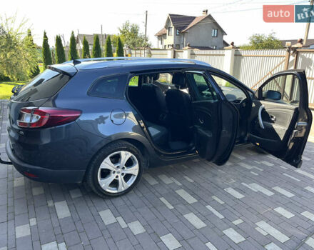 Серый Рено Меган, объемом двигателя 1.5 л и пробегом 250 тыс. км за 8300 $, фото 41 на Automoto.ua