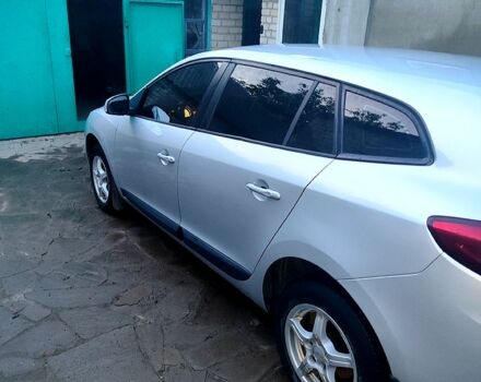 Серый Рено Меган, объемом двигателя 1.5 л и пробегом 31500 тыс. км за 6999 $, фото 3 на Automoto.ua