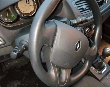 Серый Рено Меган, объемом двигателя 1.46 л и пробегом 233 тыс. км за 7200 $, фото 15 на Automoto.ua