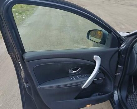 Серый Рено Меган, объемом двигателя 1.5 л и пробегом 263 тыс. км за 8600 $, фото 31 на Automoto.ua