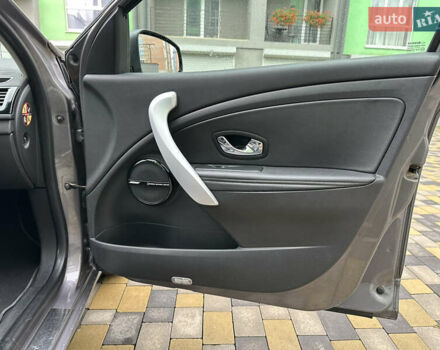 Серый Рено Меган, объемом двигателя 1.46 л и пробегом 292 тыс. км за 7800 $, фото 10 на Automoto.ua