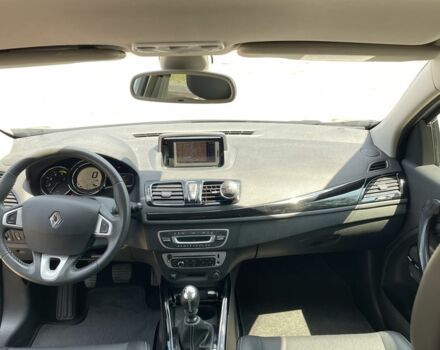 Серый Рено Меган, объемом двигателя 1.5 л и пробегом 259 тыс. км за 8900 $, фото 4 на Automoto.ua