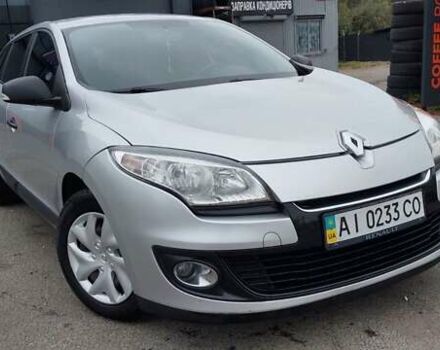 Рено Меган 2012 в Киеве на Automoto.ua Серый Рено Меган, объемом двигателя 1.46 л и пробегом 260 тыс. км за 8800 $, фото 6 на Automoto.ua