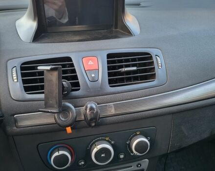 Сірий Рено Меган, об'ємом двигуна 1.5 л та пробігом 175 тис. км за 8000 $, фото 2 на Automoto.ua