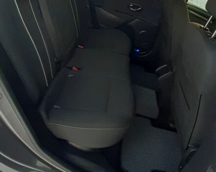 Серый Рено Меган, объемом двигателя 1.5 л и пробегом 256 тыс. км за 7100 $, фото 7 на Automoto.ua