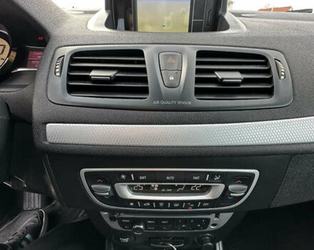 Сірий Рено Меган, об'ємом двигуна 1.5 л та пробігом 97 тис. км за 10299 $, фото 15 на Automoto.ua