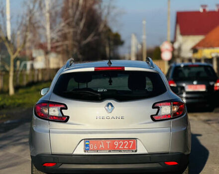 Сірий Рено Меган, об'ємом двигуна 1.6 л та пробігом 280 тис. км за 7150 $, фото 13 на Automoto.ua